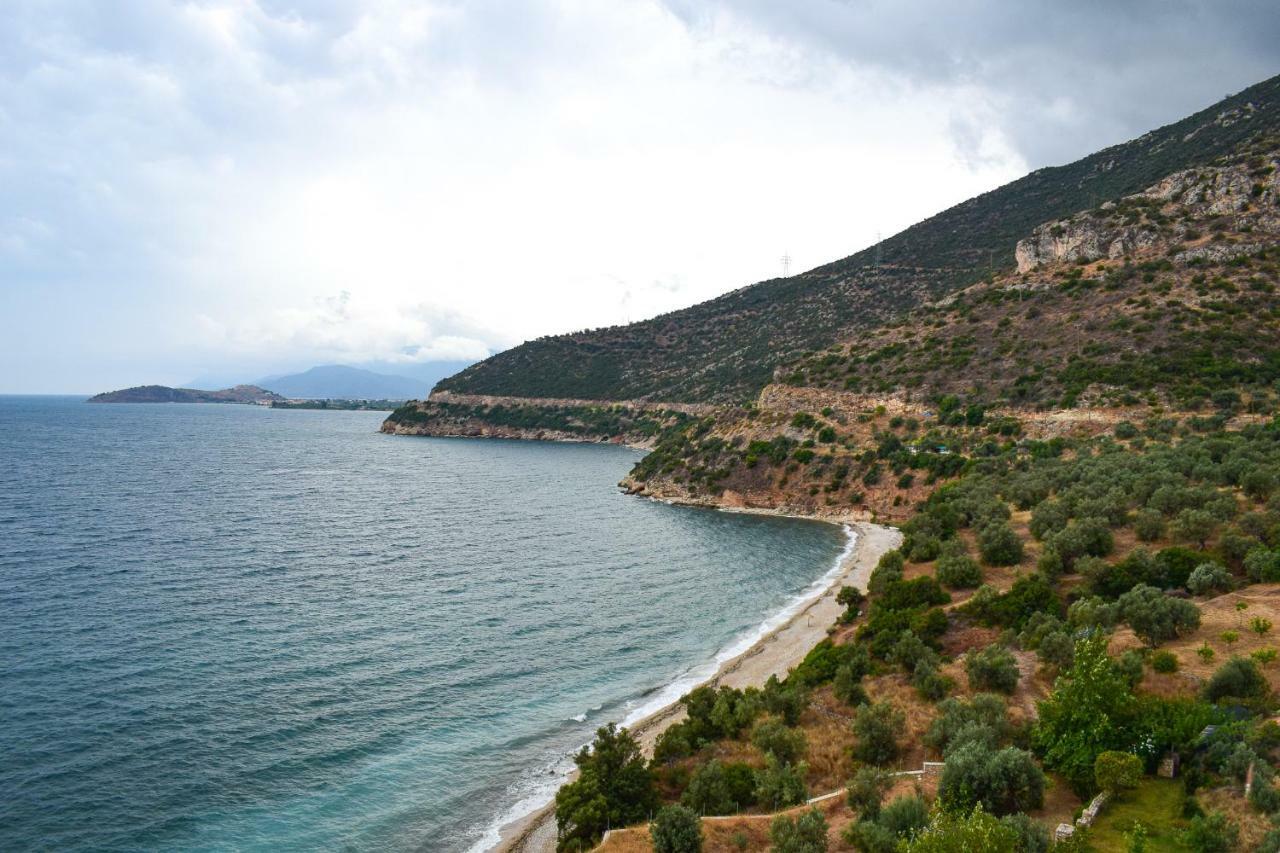 Muses Seaside Villas Parálion Ástros Eksteriør billede