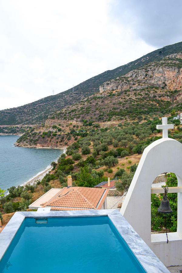 Muses Seaside Villas Parálion Ástros Eksteriør billede
