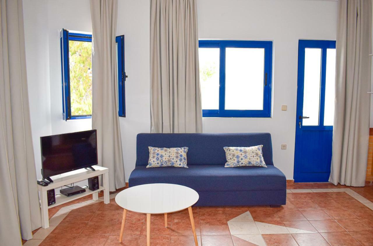 Muses Seaside Villas Parálion Ástros Eksteriør billede